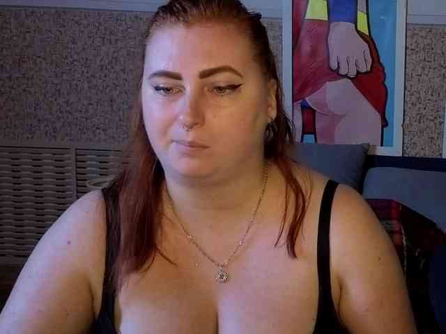 Aliciaredluv webcam