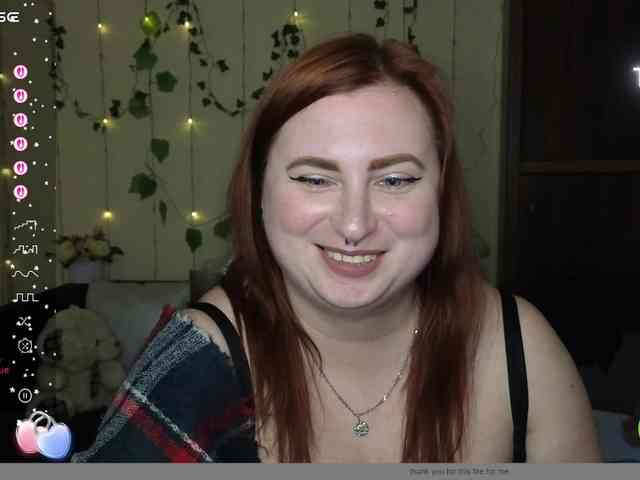 Aliciaredluv webcam