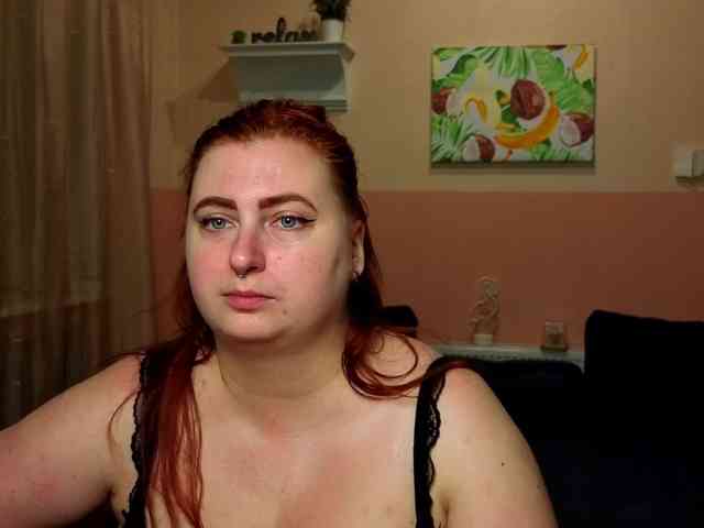 Aliciaredluv webcam