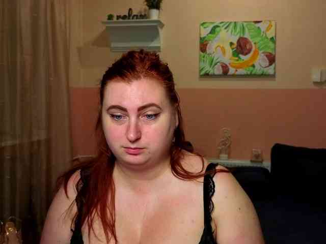 Aliciaredluv webcam