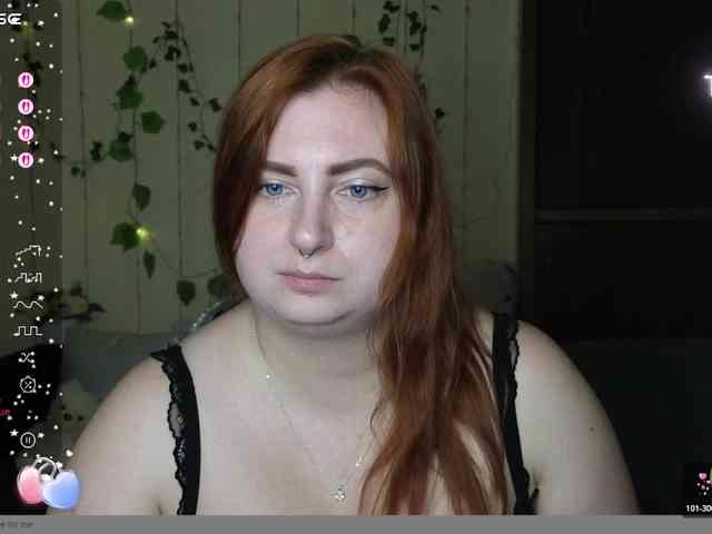 Aliciaredluv webcam