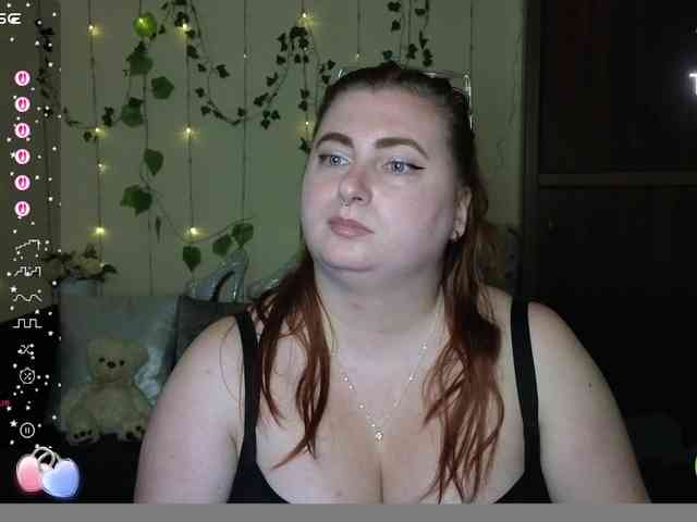 Aliciaredluv webcam