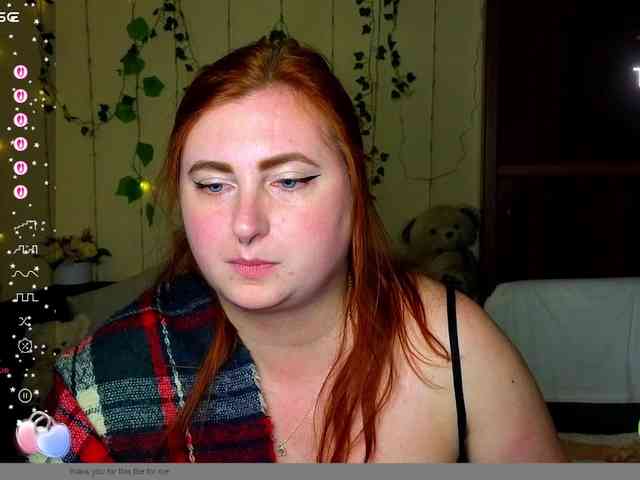 Aliciaredluv webcam