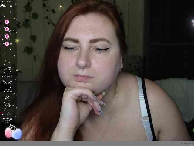 Aliciaredluv webcam