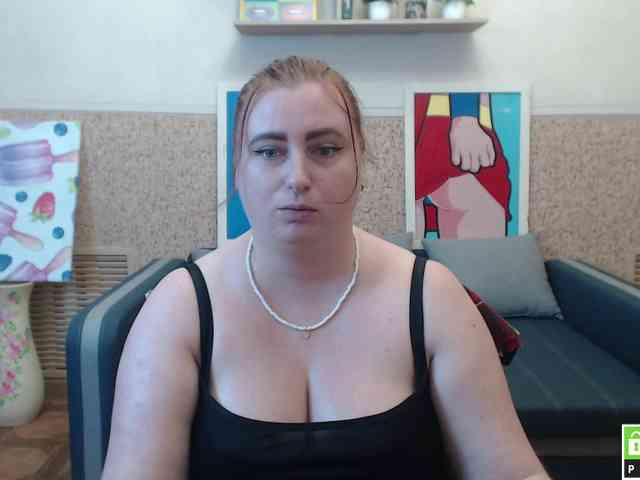 Aliciaredluv webcam
