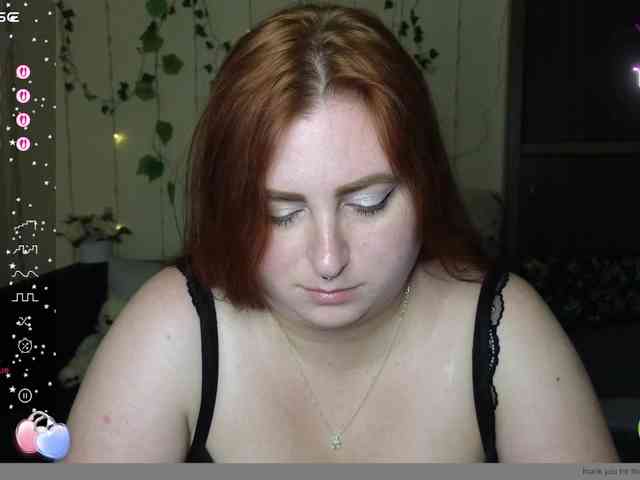 Aliciaredluv webcam