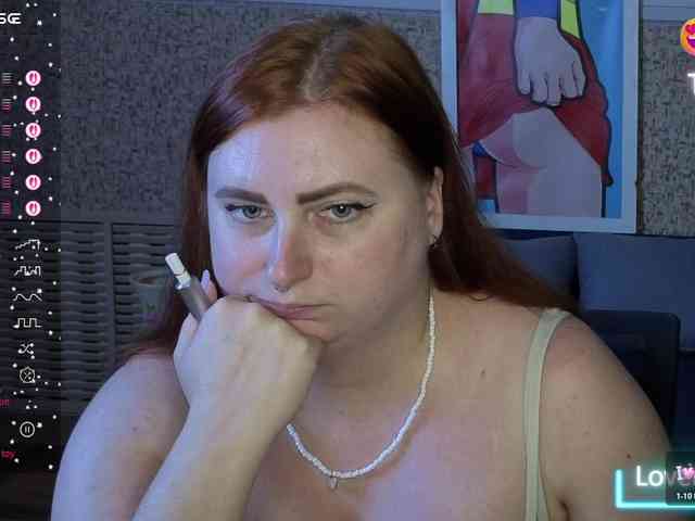 Aliciaredluv webcam