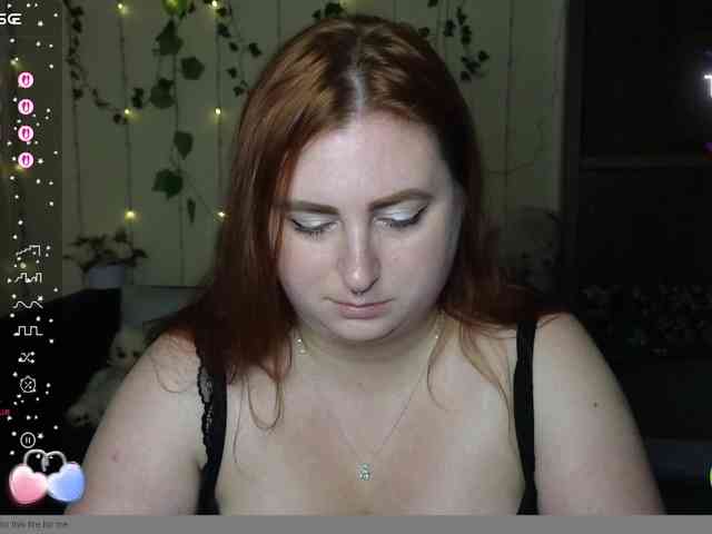 Aliciaredluv webcam