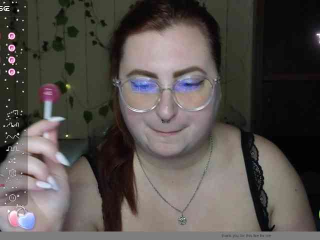 Aliciaredluv webcam