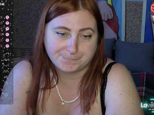 Aliciaredluv webcam