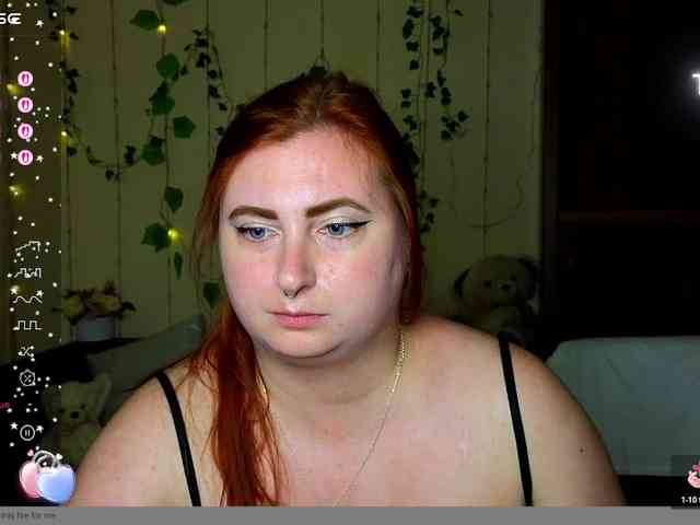 Aliciaredluv webcam