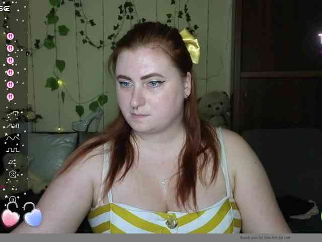 Aliciaredluv webcam
