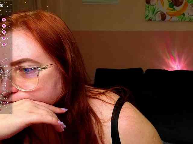 Aliciaredluv webcam