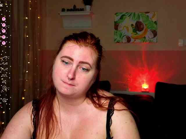 Aliciaredluv webcam