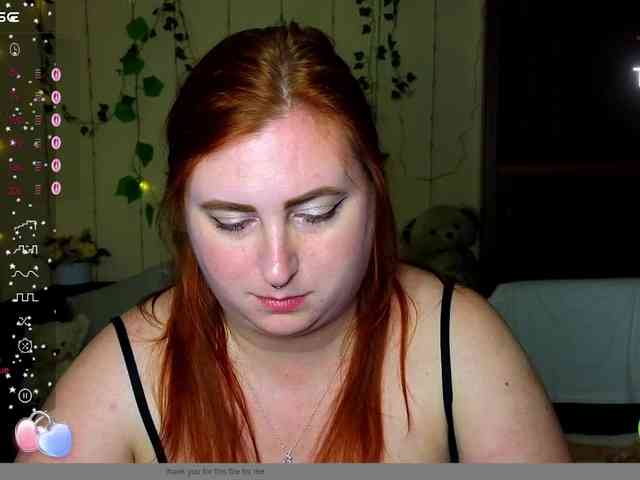 Aliciaredluv webcam