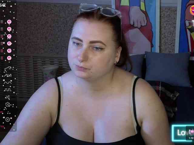Aliciaredluv webcam