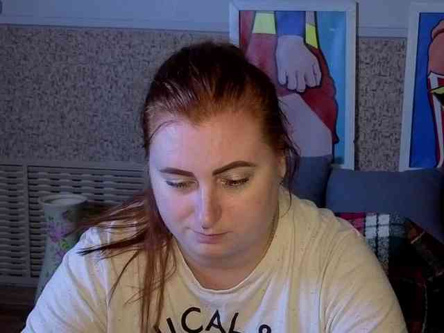 Aliciaredluv webcam