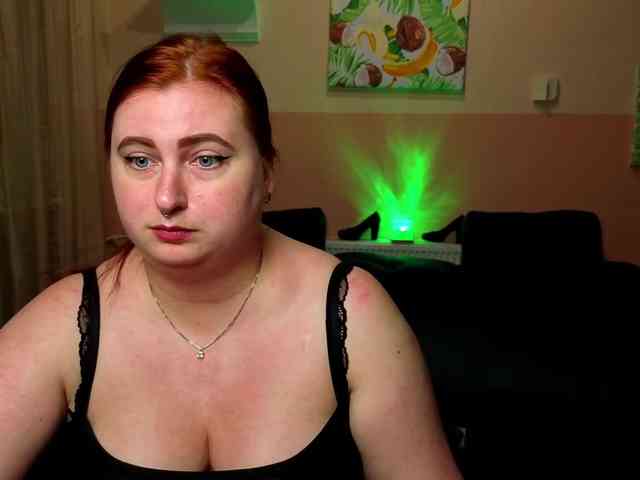 Aliciaredluv webcam