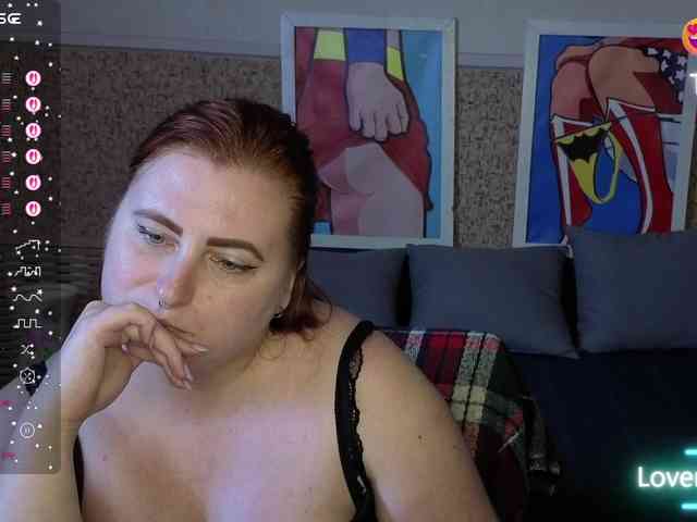 Aliciaredluv webcam