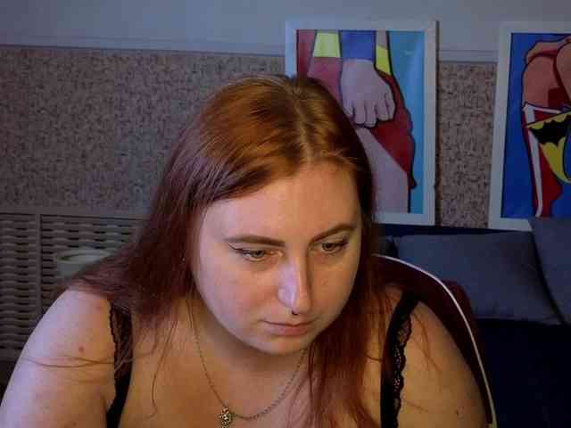 Aliciaredluv webcam