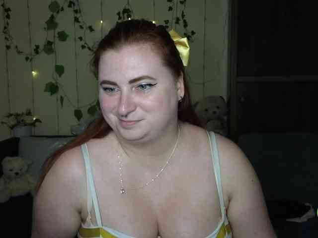 Aliciaredluv webcam