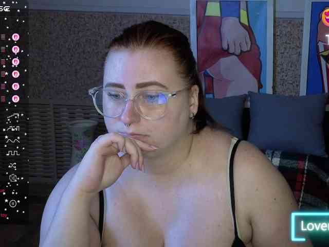 Aliciaredluv webcam
