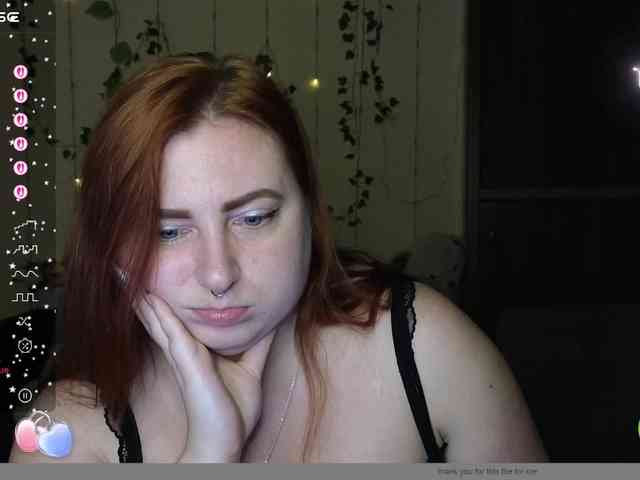 Aliciaredluv webcam