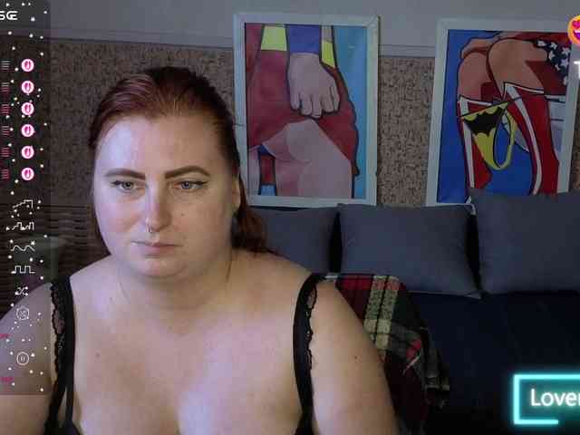 Aliciaredluv webcam