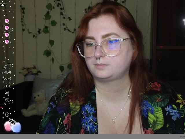 Aliciaredluv webcam