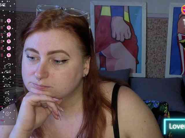 Aliciaredluv webcam