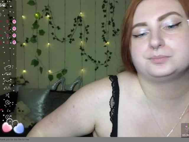 Aliciaredluv webcam