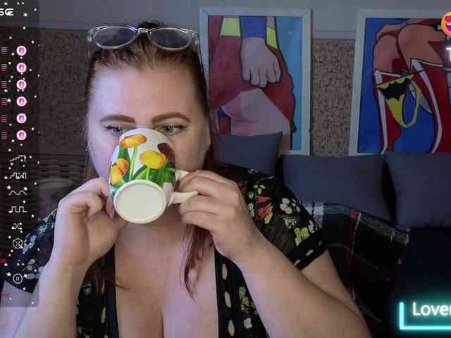 Aliciaredluv webcam