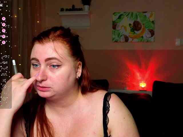 Aliciaredluv webcam