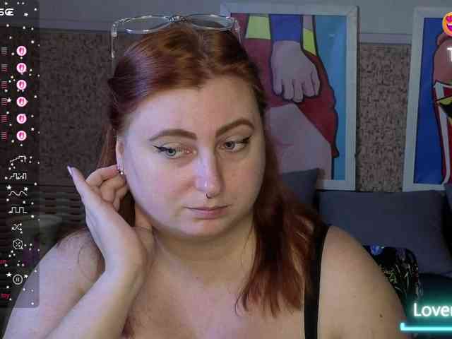Aliciaredluv webcam