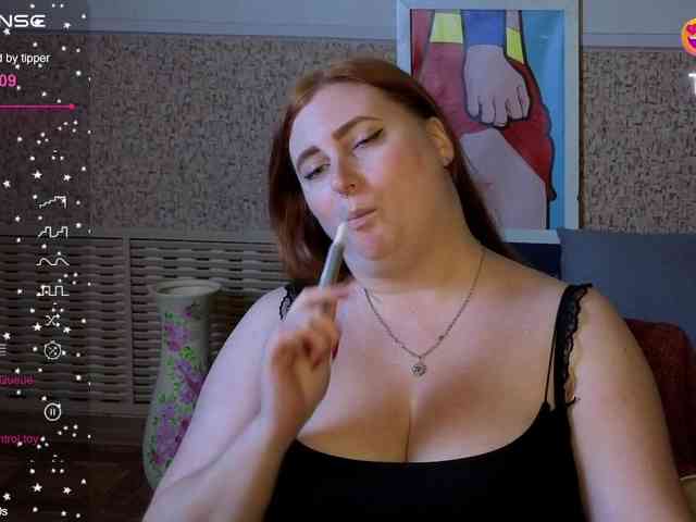 Aliciaredluv webcam