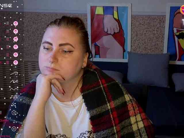 Aliciaredluv webcam