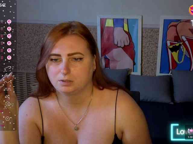 Aliciaredluv webcam
