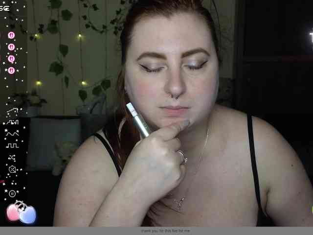 Aliciaredluv webcam