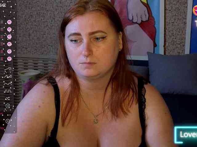Aliciaredluv webcam