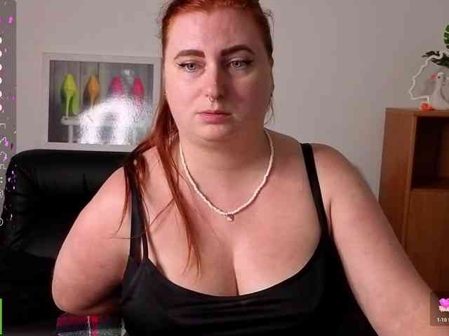 Aliciaredluv webcam