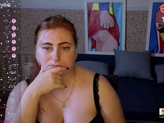 Aliciaredluv webcam