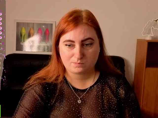 Aliciaredluv webcam
