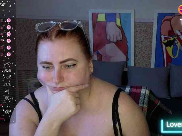 Aliciaredluv Live Webcam on BongaCams