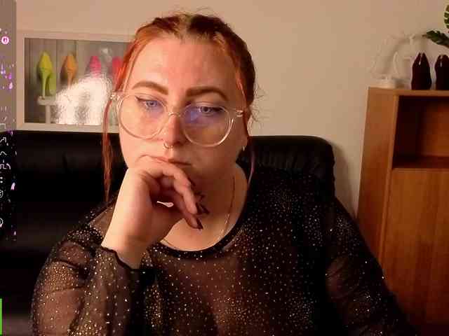 Aliciaredluv webcam