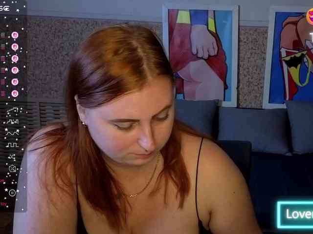 Aliciaredluv webcam