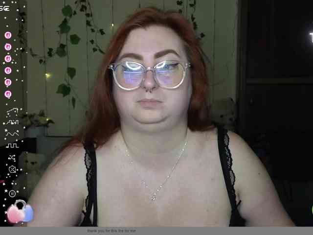 Aliciaredluv webcam