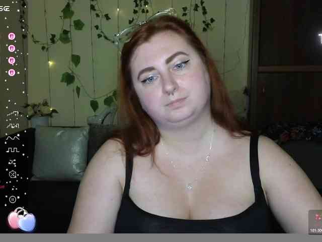 Aliciaredluv webcam