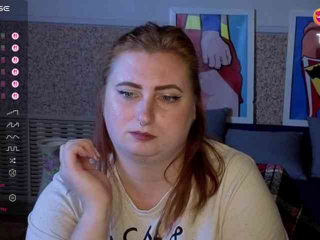 Aliciaredluv webcam