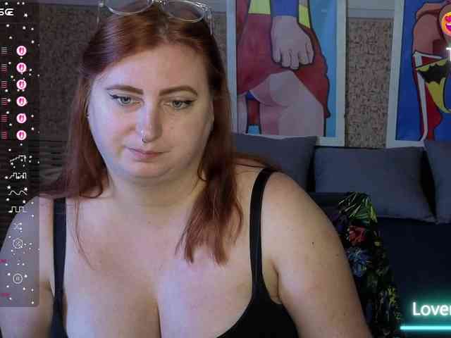 Aliciaredluv webcam