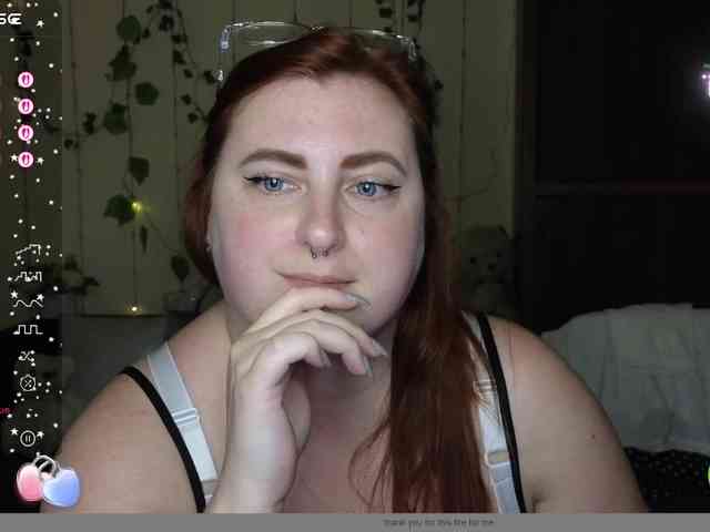 Aliciaredluv webcam